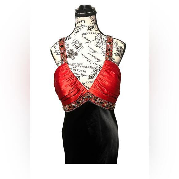 Alfred Angelo Disney Gown Size 12 Red & Black Satin Beaded Dress NWT - Picture 3 of 16